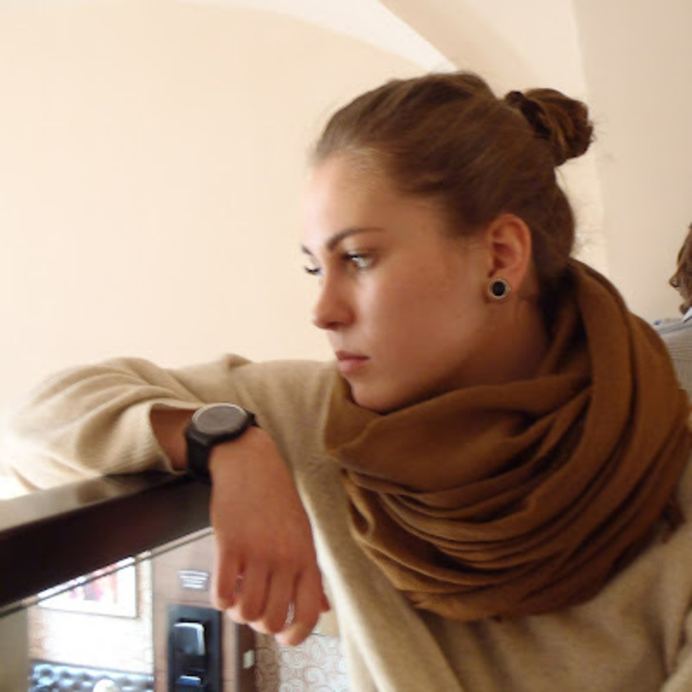 Meet your Posher, Екатерина